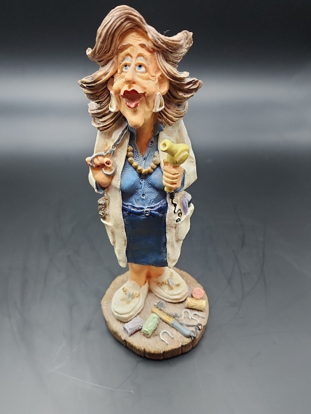 Doug Harris Figurine JUST A TRIM Hairdresser Russ Berrie Gift Statue 13192